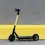 zwartgele elektrische step