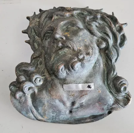 diefstal kerkhof 16