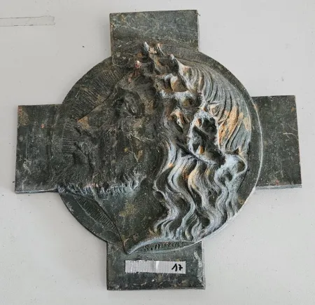 diefstal kerkhof 17