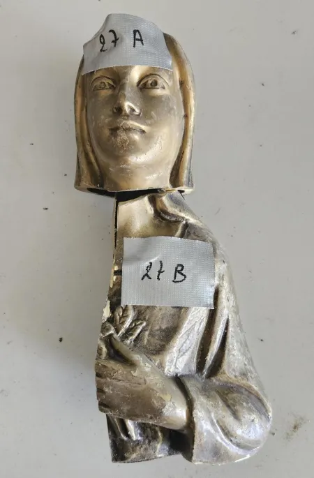 diefstal kerkhof 27 A-B