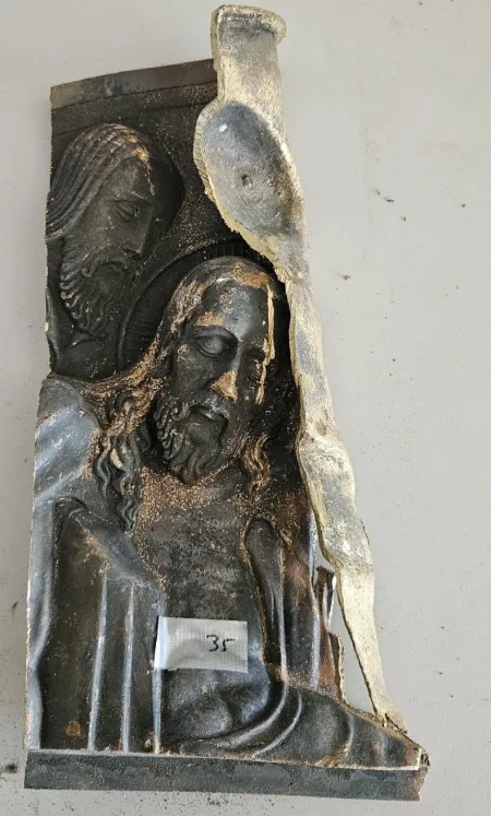 diefstal kerkhof 35