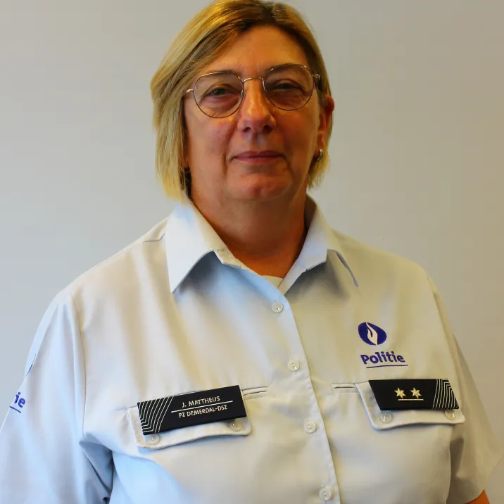 Wijkinspecteur Jenny Mattheus