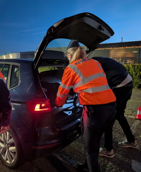 Doorzoeking kofferbak voertuig