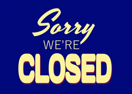 bordje met tekst 'sorry we're closed'