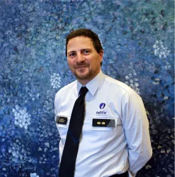 portret Andy Denolf