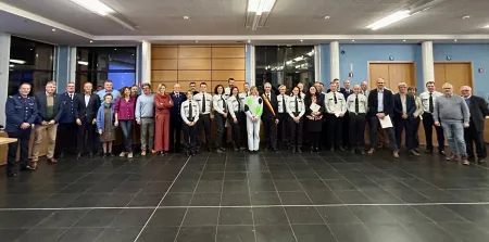 Groepsfoto uitreiking eretekens