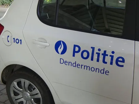 politielogo op deur combi