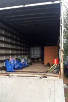 Binnenzijde vrachtwagen met drugslabo