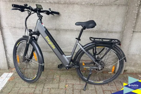 Elektrische damesfiets achtergelaten in Aalter - Referentienr. ME10971