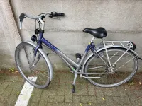 Damesfiets  achtergelaten in Knesselare - Referentienr. IO250