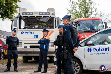 Meer dan 300 politiemensen ingezet bij brandbestrijding in de Hoge Venen