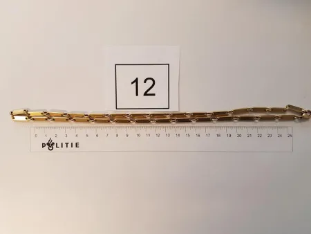 Opsporing eigenaars van gestolen juwelen