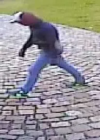 VIDEO - Inbrekersauto geramd met Porsche Cayenne in Scherpenheuvel  