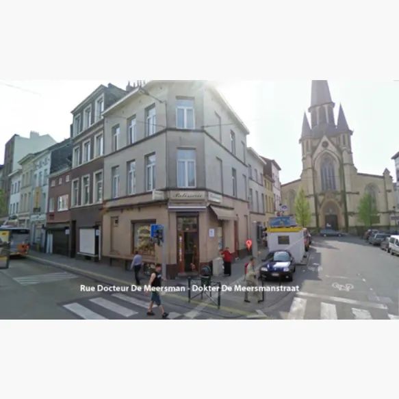 Drie granaten in Anderlecht  gegooid