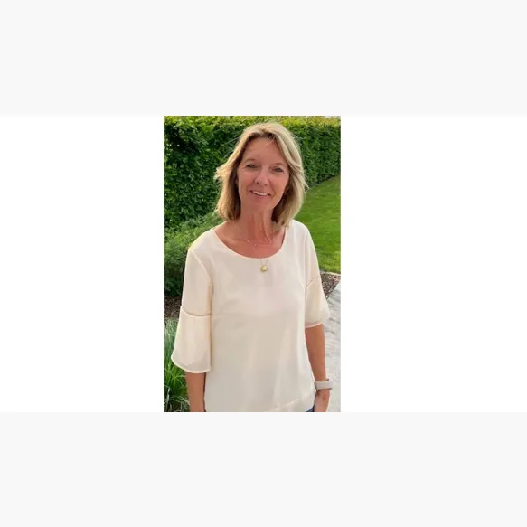 Inez ELEGEERT