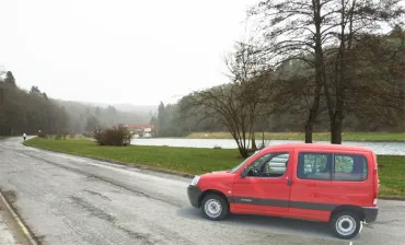 Auto in het meer van Rabais in Virton op 27/02/17: getuigen gezocht